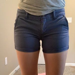 American eagle midi stretch shorts!